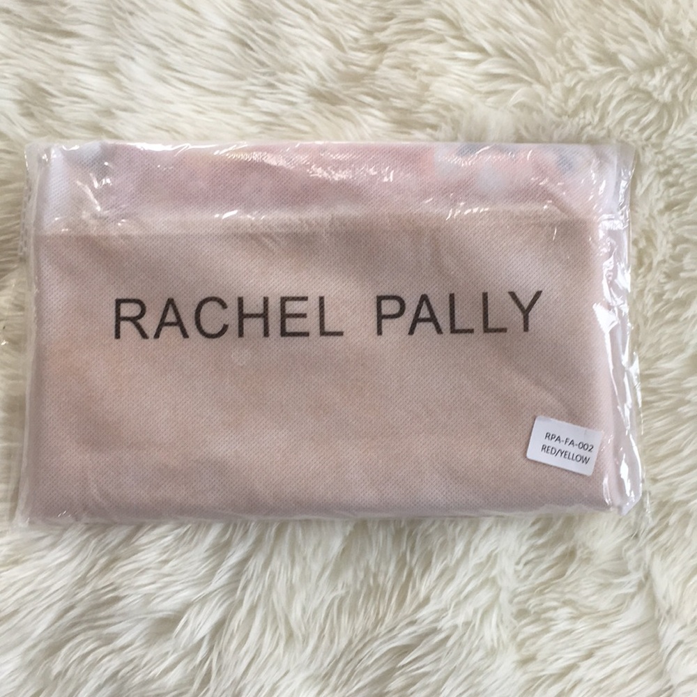 A cute clutch